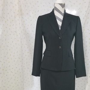 Tahari Petite Black Skirt Suit
